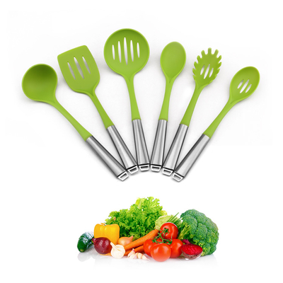 EPDM Flameproof ซิลิโคนของใช้ในครัวเรือน Antiwear Silicone Kitchen Tool